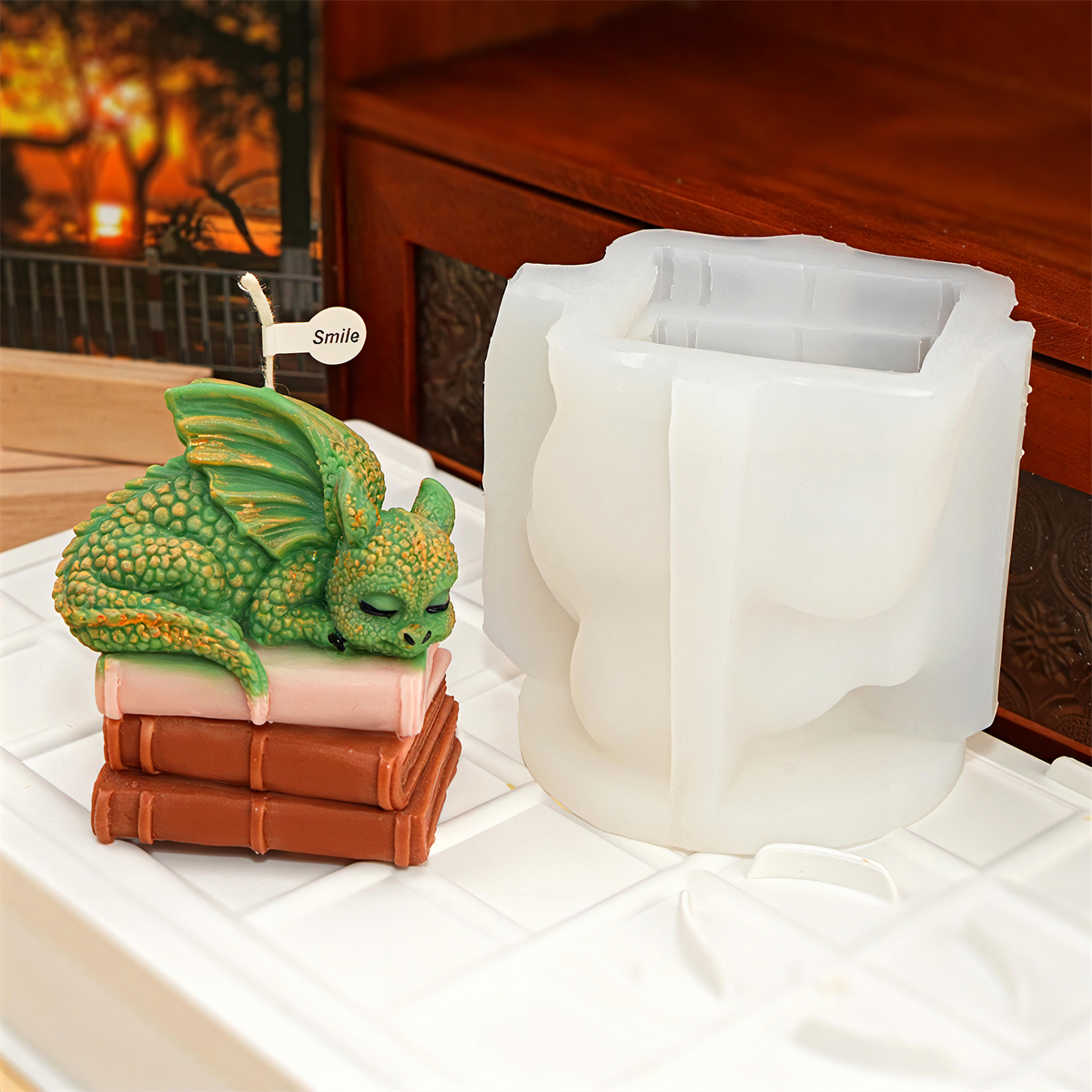 Cute Sleeping Dragon Candle Mo - Soap Making Books のレビューと価格