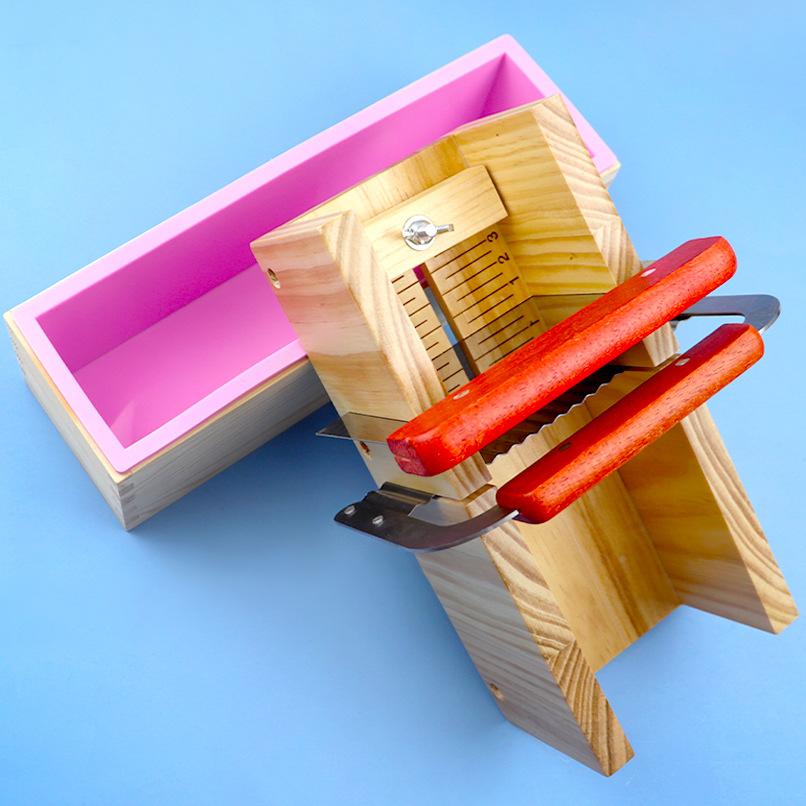 Soap Making Tools Wood Cutting - Soap Making Books のレビューと価格