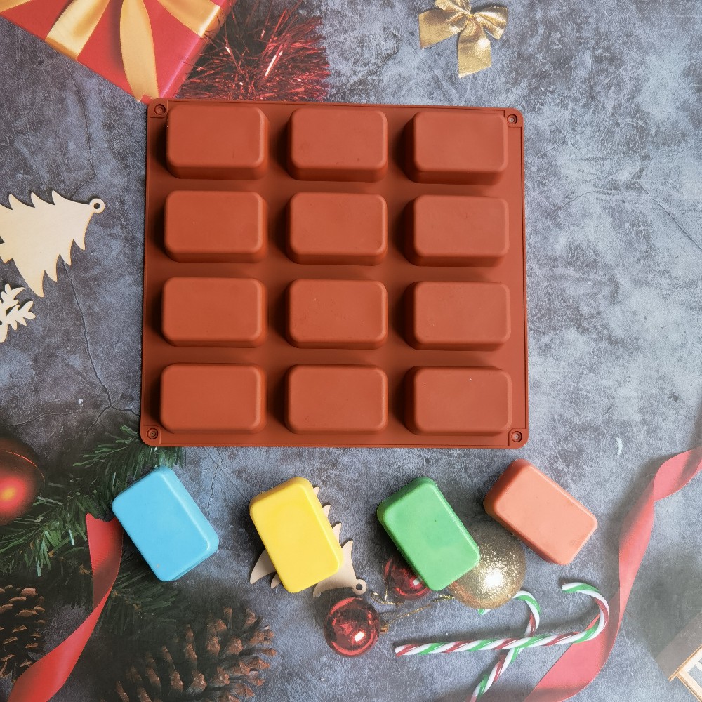 12 Cavity Square Silicone Soap - Soap Making Lye のレビューと価格