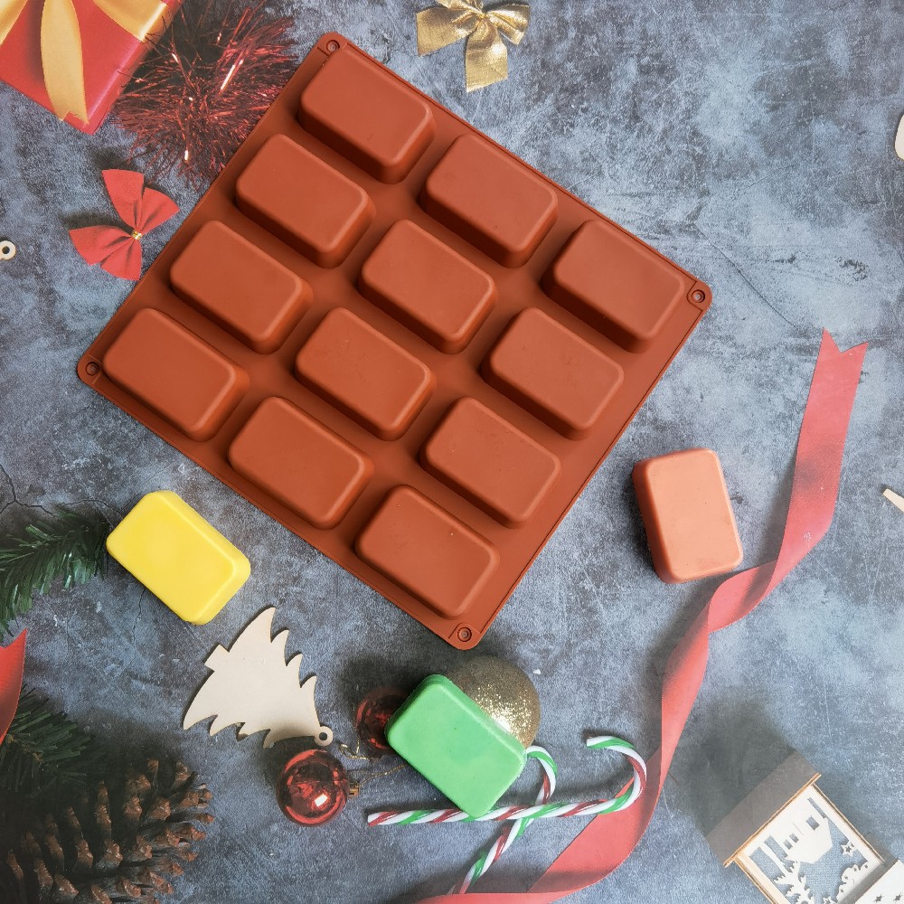 12 Cavity Square Silicone Soap - Soap Making Lye のレビューと価格